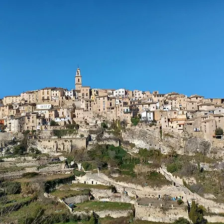 La Casita De *